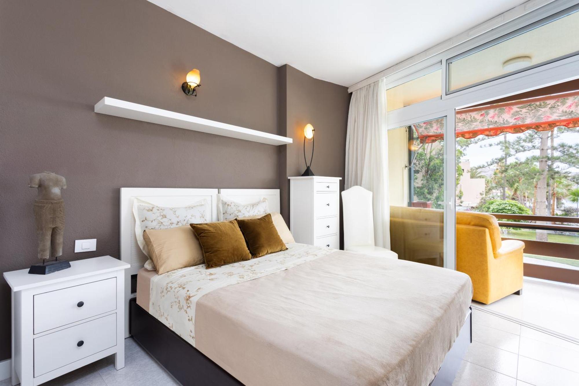 Classbnb - Seafront Apartment At Las Vistas Beach Arona  Εξωτερικό φωτογραφία